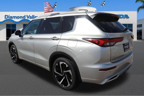 2024 Mitsubishi Outlander PHEV SEL