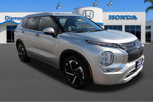 2024 Mitsubishi Outlander PHEV SEL