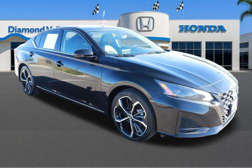 2023 Nissan Altima SR FWD