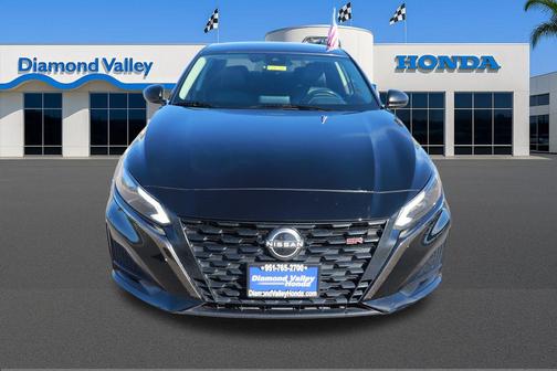 2023 Nissan Altima SR FWD