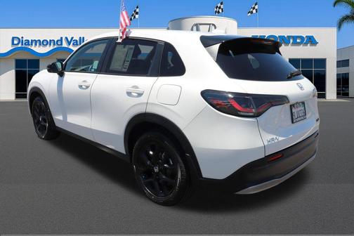 Platinum White 2024 Honda HR-V 2WD Sport