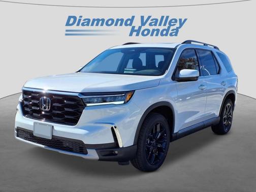 2025 Honda Pilot Touring 8-Passenger