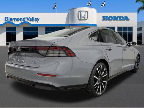 2025 Honda Accord Hybrid Touring