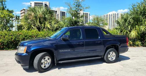2011 Chevrolet Avalanche 1500 LS