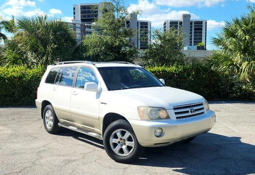 2003 Toyota Highlander Base