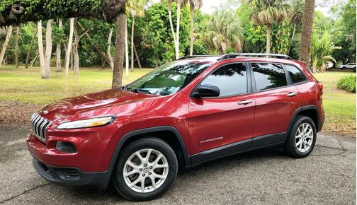 2017 Jeep Cherokee Sport