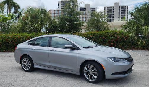 2015 Chrysler 200 S