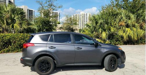 2013 Toyota RAV4 LE