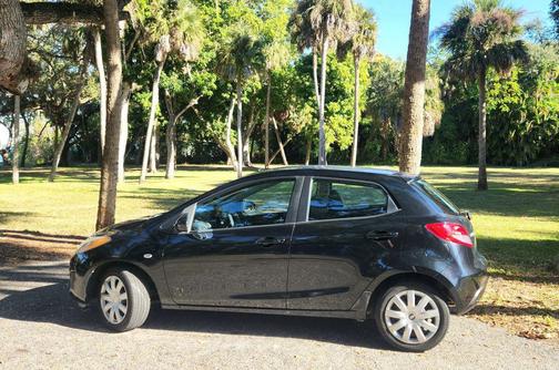 2014 Mazda Mazda2 Sport