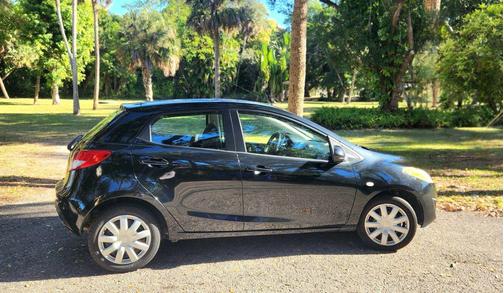 2014 Mazda Mazda2 Sport