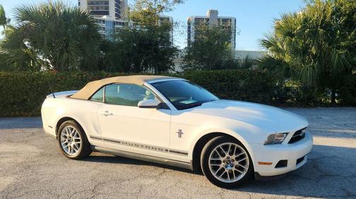 2012 Ford Mustang V6 Premium