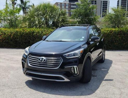 2017 Hyundai SANTA FE SE