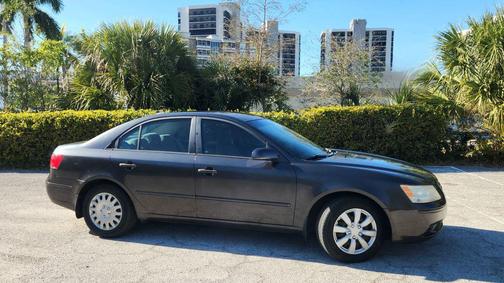 2010 Hyundai SONATA GLS