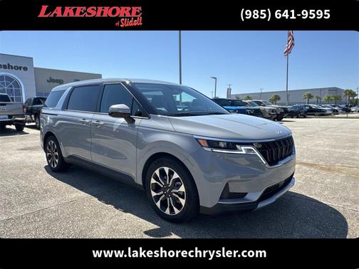 2023 Kia Carnival EX