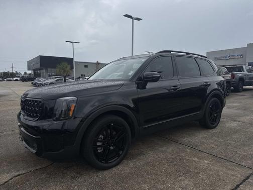 Ebony Black 2025 Kia Telluride SX X-Line