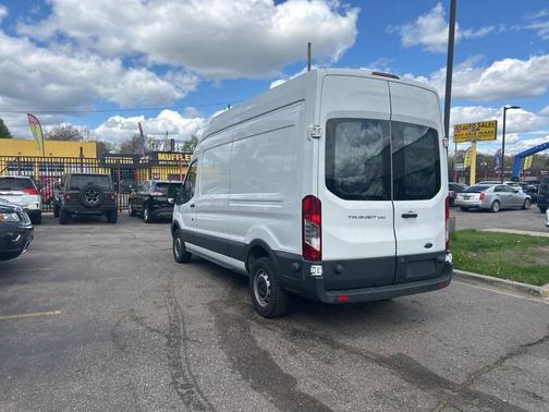 Oxford White 2017 Ford Transit-250 Base