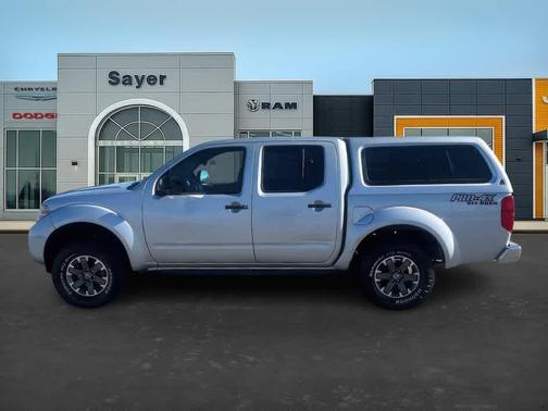 2016 Nissan Frontier SV