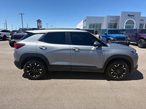 Sterling Gray Metallic 2023 Chevrolet Trailblazer LT