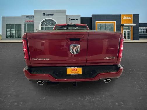 Molten Red Pearlcoat 2026 RAM 1500 Tungsten