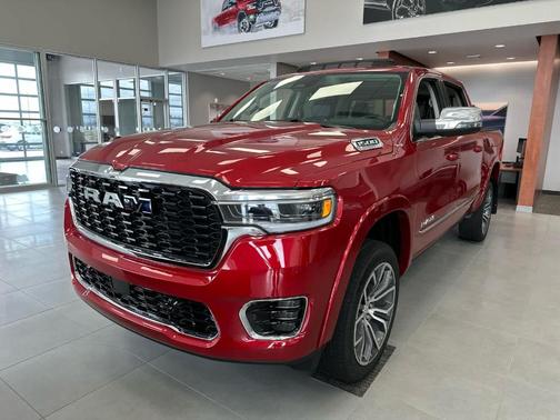 Molten Red Pearlcoat 2026 RAM 1500 Tungsten