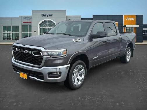 Granite Crystal Clearcoat Metallic 2026 RAM 1500 Big Horn/Lone Star