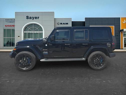 Black Clearcoat 2021 Jeep Wrangler Unlimited 4xe Sahara