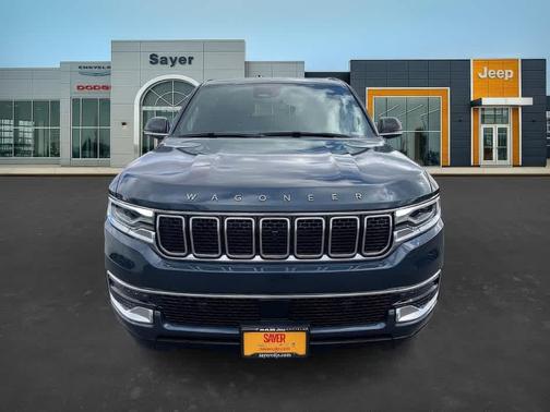 2024 Jeep Wagoneer Base
