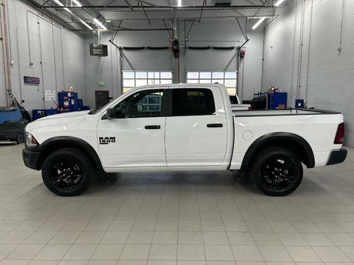 2024 RAM 1500 Classic SLT