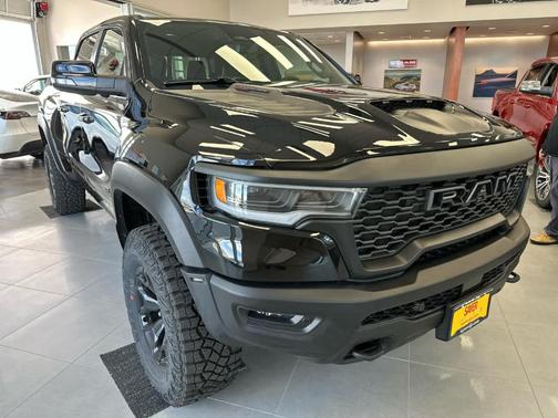 Diamond Black 2026 RAM 1500 RHO