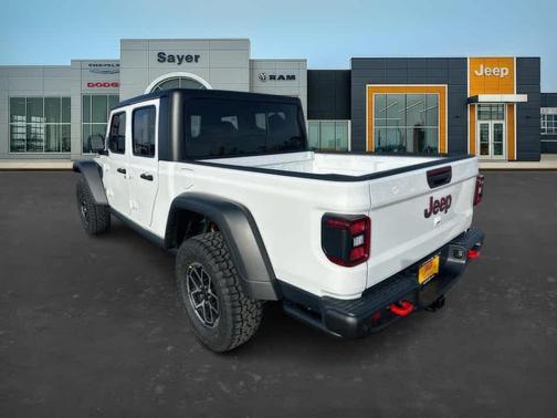 Bright White Clearcoat 2026 Jeep Gladiator Rubicon