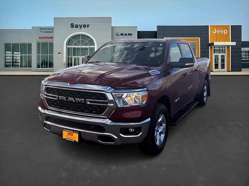 2022 RAM 1500 Big Horn Crew Cab 4x4 64' Box