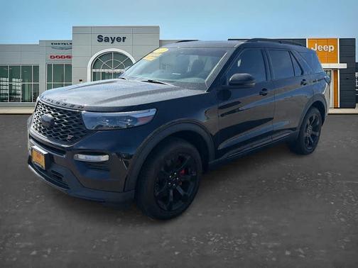 Agate Black 2023 Ford Explorer ST