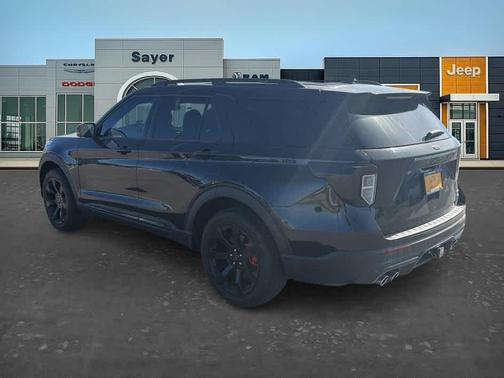 Agate Black 2023 Ford Explorer ST