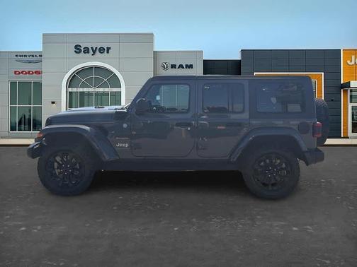 Sting Gray Clearcoat 2023 Jeep Wrangler 4xe Sahara