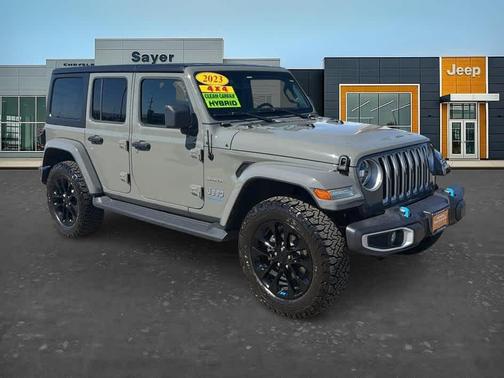 Sting Gray Clearcoat 2023 Jeep Wrangler 4xe Sahara