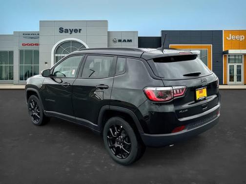 2026 Jeep Compass Latitude