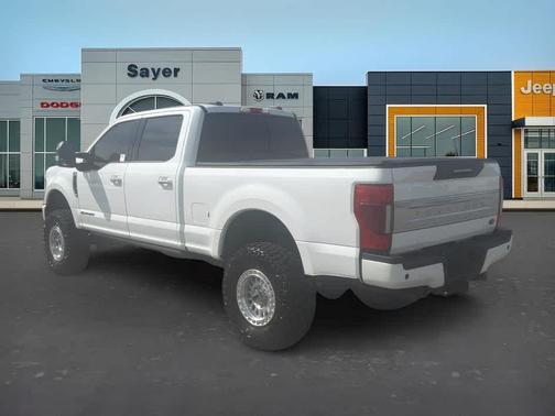 Star White 2022 Ford F-350 Platinum