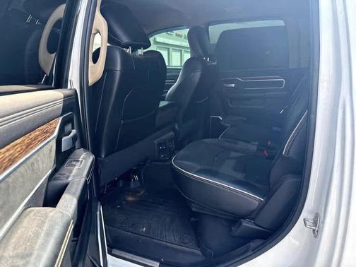 Bright White Clearcoat 2020 RAM 2500 Laramie