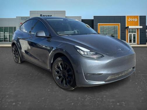 2023 Tesla Model Y Long Range
