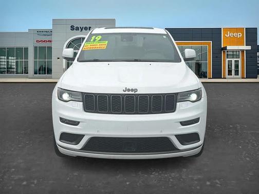 Bright White Clearcoat 2019 Jeep Grand Cherokee Altitude