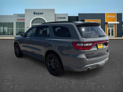 Destroyer Gray Clearcoat 2026 Dodge Durango GT Plus HEMI V8