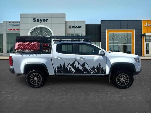 Summit White 2022 Chevrolet Colorado ZR2