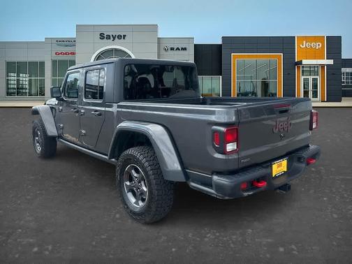 Granite Crystal Clearcoat Metallic 2023 Jeep Gladiator Rubicon