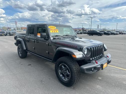 Granite Crystal Clearcoat Metallic 2023 Jeep Gladiator Rubicon