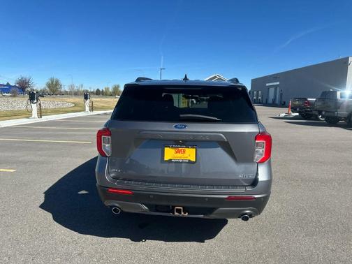 Carbonized Gray 2022 Ford Explorer XLT