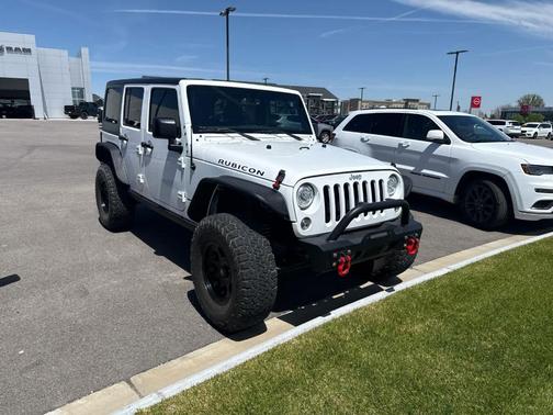 Bright White Clearcoat 2018 Jeep Wrangler JK Unlimited Rubicon