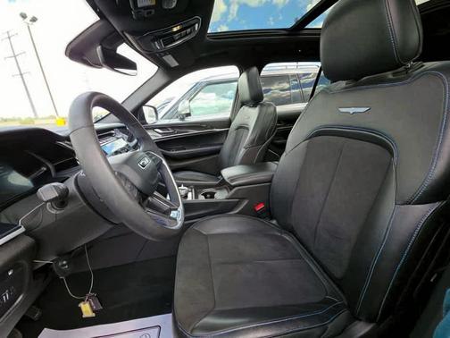 Diamond Black 2024 Jeep Grand Cherokee 4xe Trailhawk