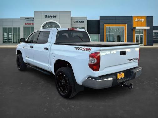 2017 Toyota Tundra SR5