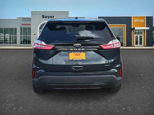 Stone Blue 2022 Ford Edge SE