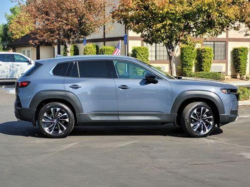 2026 Mazda CX-50 Premium Plus